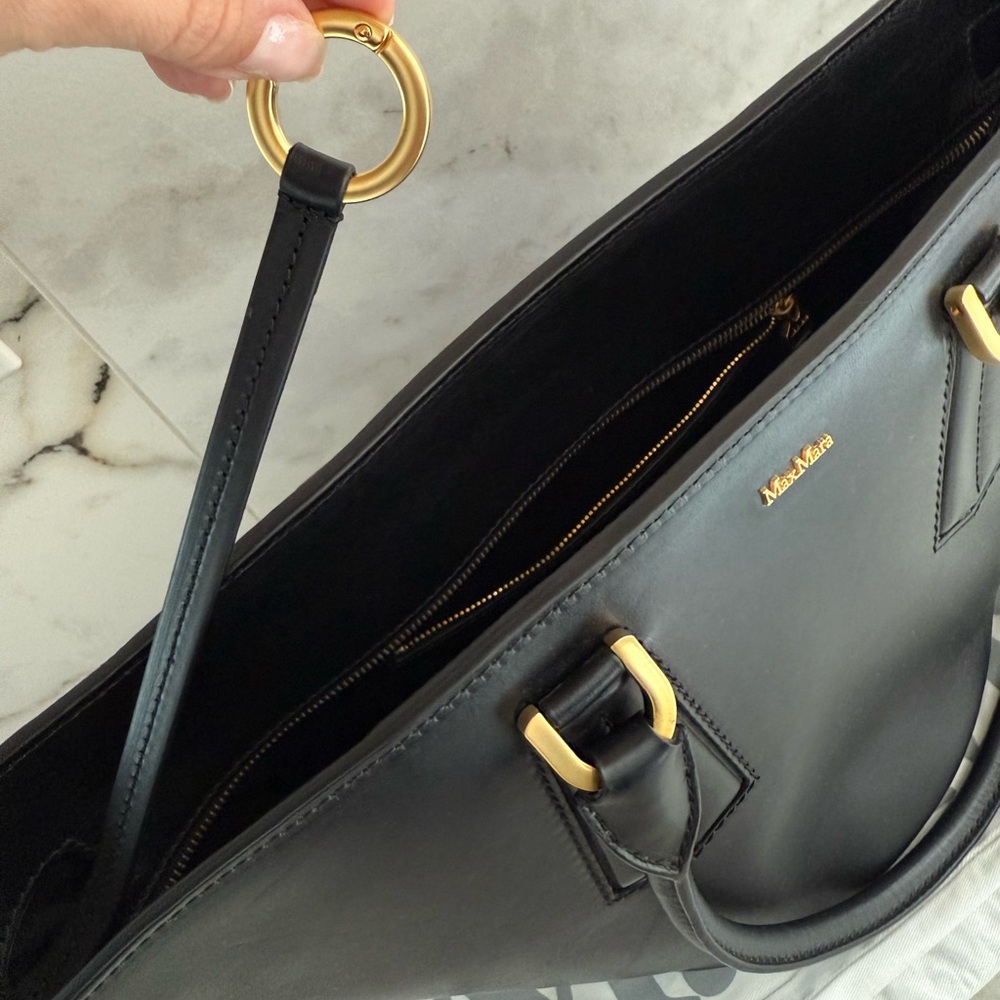 MaxMara Black and Gold Leather Tote - Picture 6 of 15